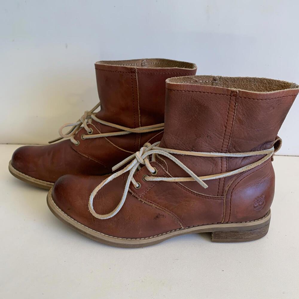 Timberland Womens 7.5 Genuine Leather Ankle Boots Flats Rubber Soles Laces